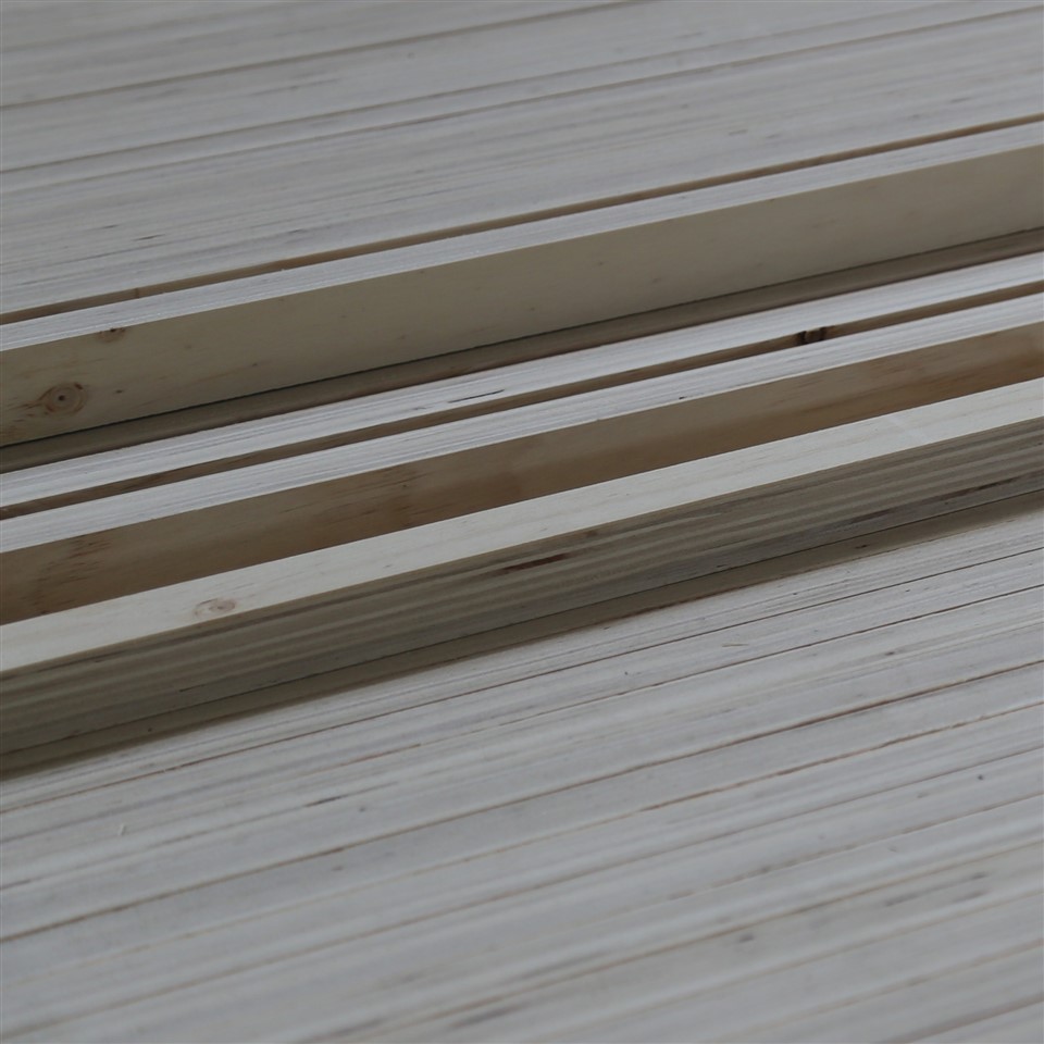 Square Cross-section LVL Load-bearing Column